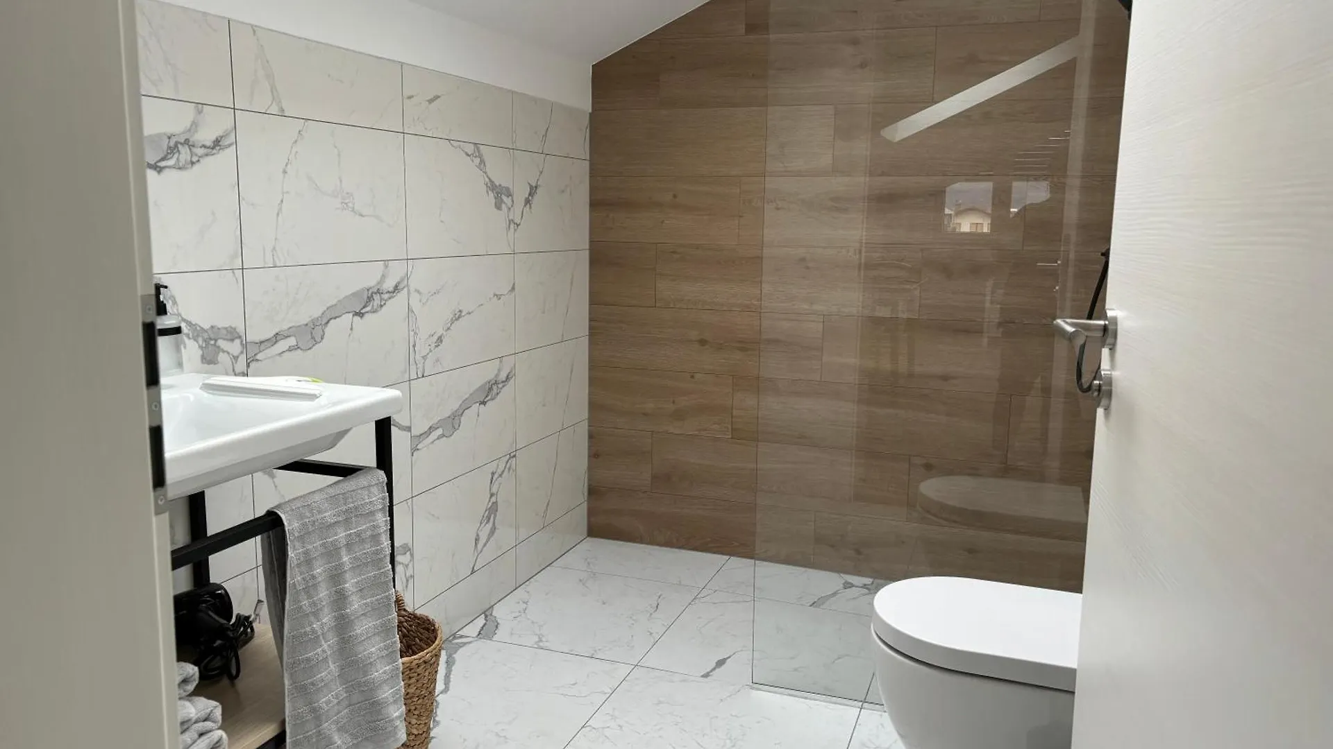 Apartmaji Cepon Ljubljana 0*,